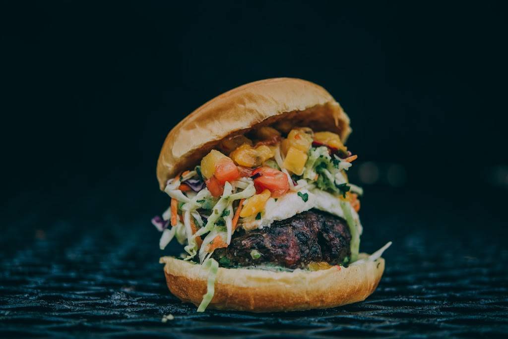 Voodoo Smokehouse | restaurant | 104 N Maple St, Lebanon, TN 37087, USA | 6157844235 OR +1 615-784-4235