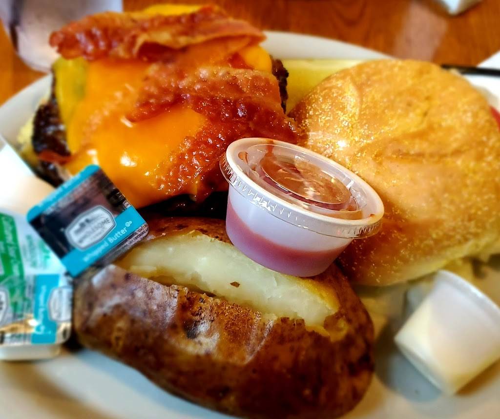 White Horse Restaurant | restaurant | 300 Technology Center Way Suite #203, Rock Hill, SC 29732, USA | 8033282172 OR +1 803-328-2172