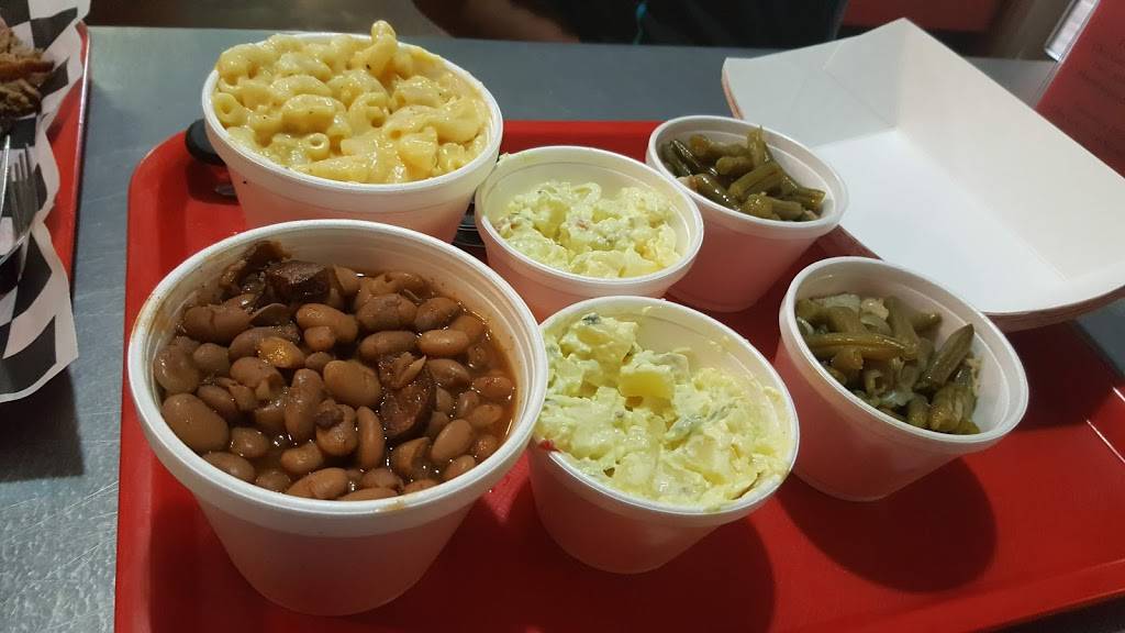 Harts Firehouse BBQ | restaurant | 1799 US-281, Lampasas, TX 76550, USA | 5125568787 OR +1 512-556-8787