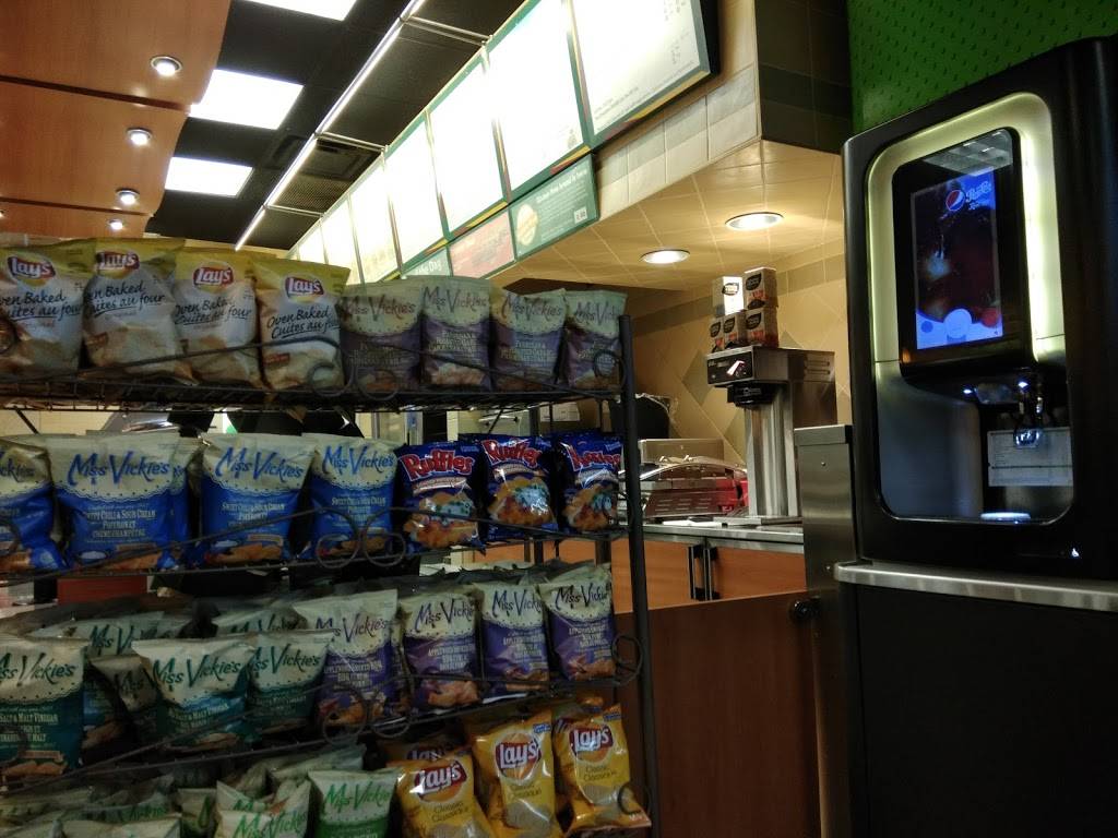 Subway | restaurant | Adelaide Ctr, 1030 Adelaide St N Unit 2, London, ON N5Y 2M9, Canada | 5196796939 OR +1 519-679-6939