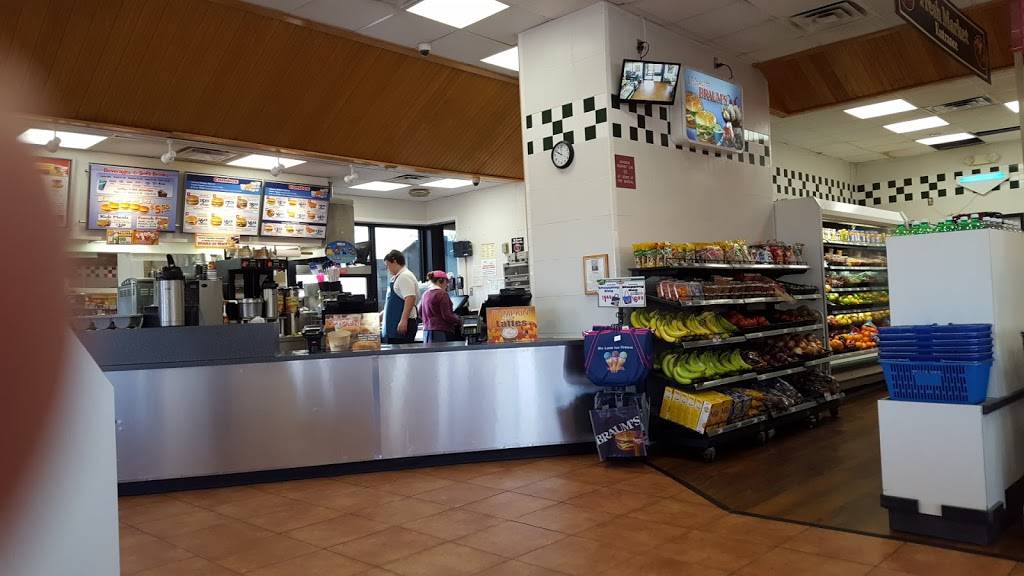 Braums Ice Cream & Burger Restaurant | restaurant | 4524 Northwest Expy, Oklahoma City, OK 73116, USA | 4057281819 OR +1 405-728-1819