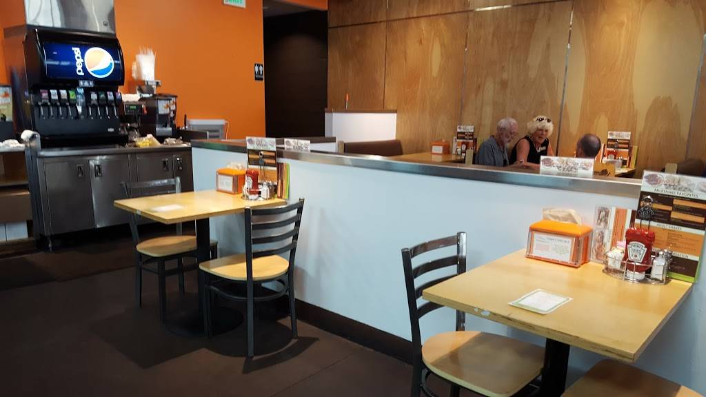 Crave Real Burgers- Colorado Springs | restaurant | 7465 N Academy Blvd, Colorado Springs, CO 80920, USA | 7192647919 OR +1 719-264-7919