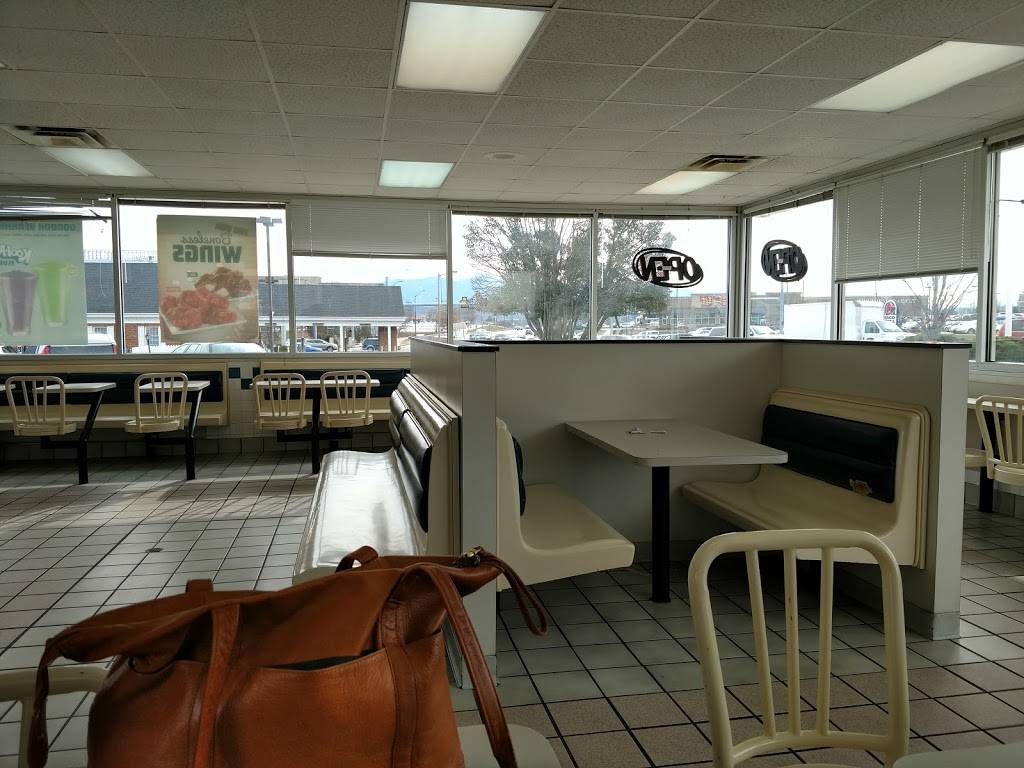 Krystal | restaurant | 504 N State of Franklin Rd, Johnson City, TN 37604, USA | 4239290999 OR +1 423-929-0999