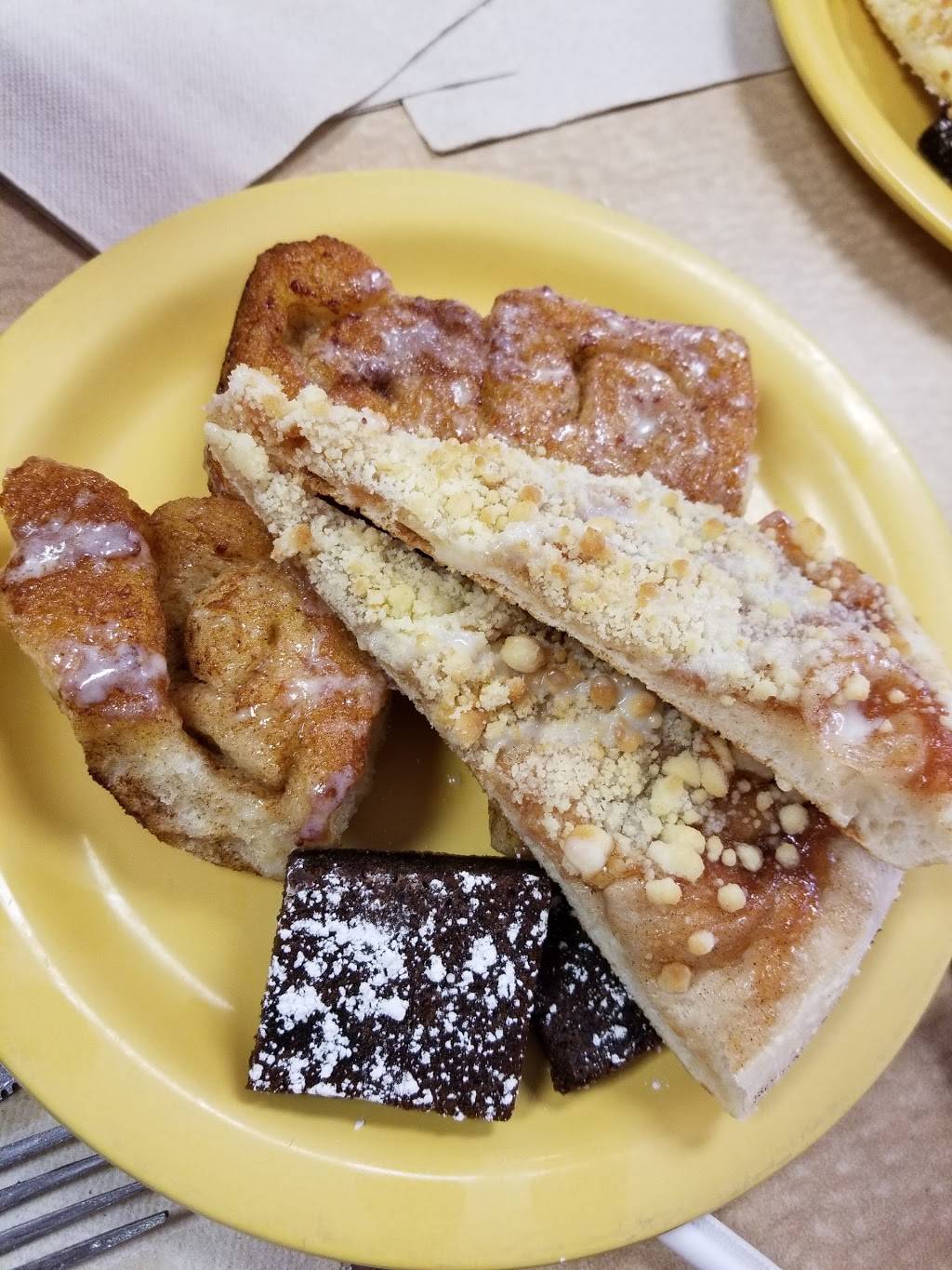 Cici’s Pizza buffet | meal takeaway | 8225 West Golf rd, Niles, IL 60714, USA | 8479653911 OR +1 847-965-3911