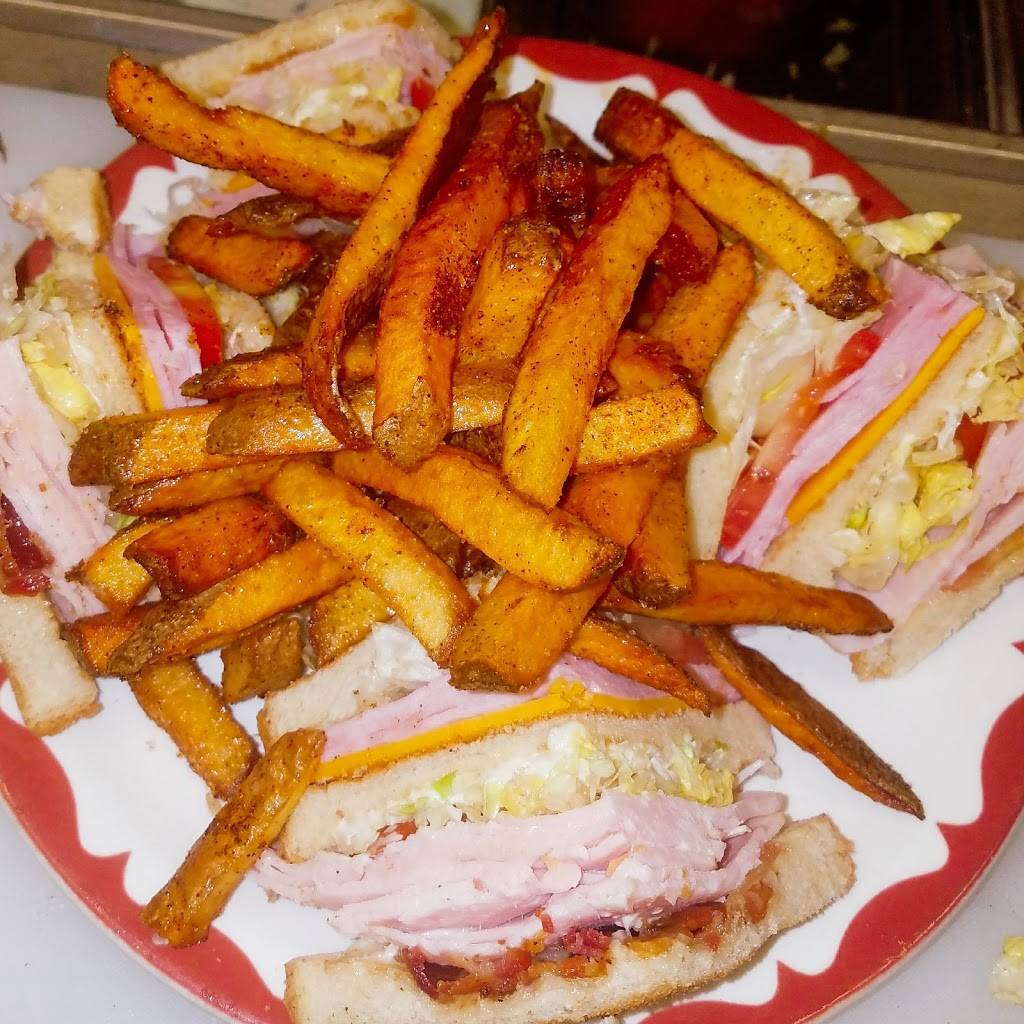 The Paddock Pub | restaurant | 1005 Richardson Rd, Groveport, OH 43125, USA | 6146109688 OR +1 614-610-9688