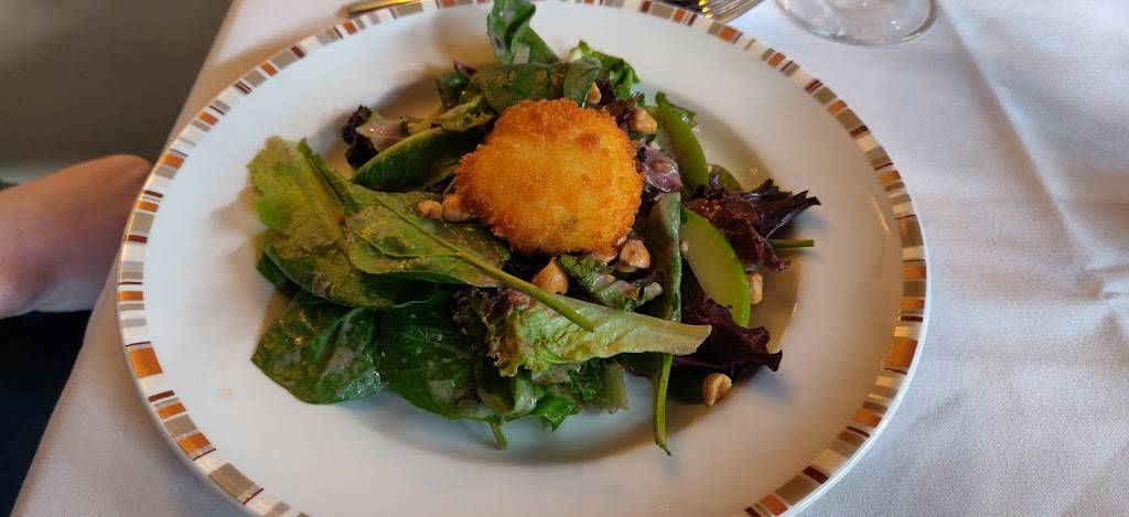 Coast and Main Seafood and Chophouse | restaurant | 705 Mall Cir Dr, Monroeville, PA 15146, USA | 4123806022 OR +1 412-380-6022