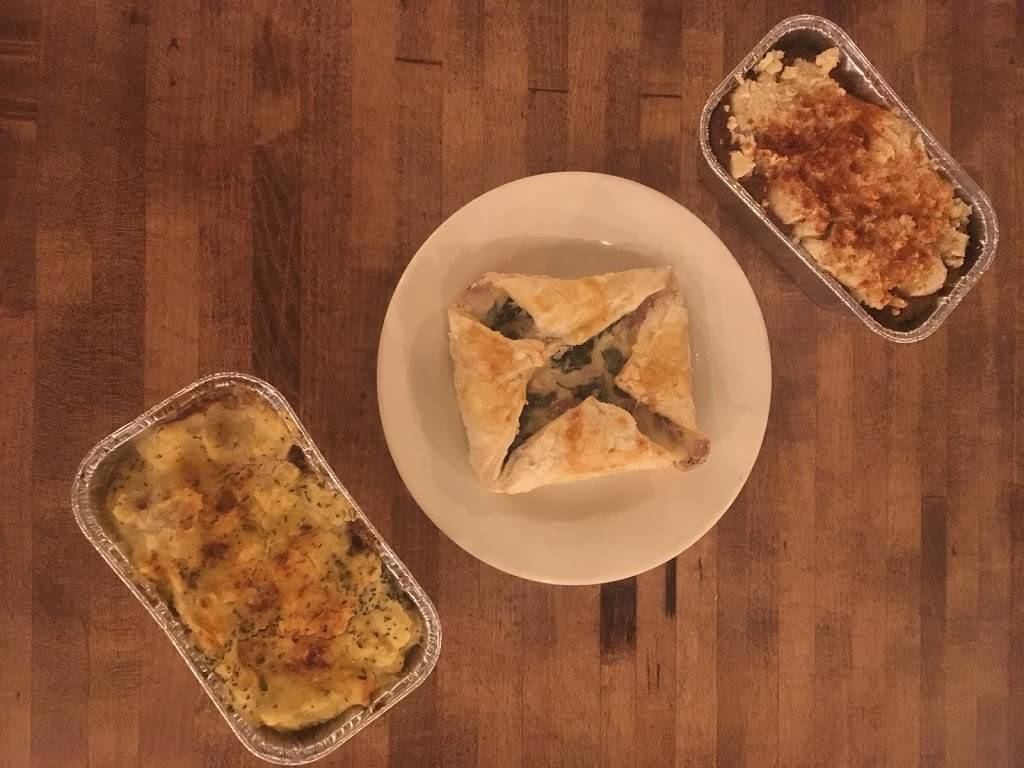 Lake House Cafe | cafe | 8 White Deer Plaza, Sparta, NJ 07871, USA | 8622199804 OR +1 862-219-9804