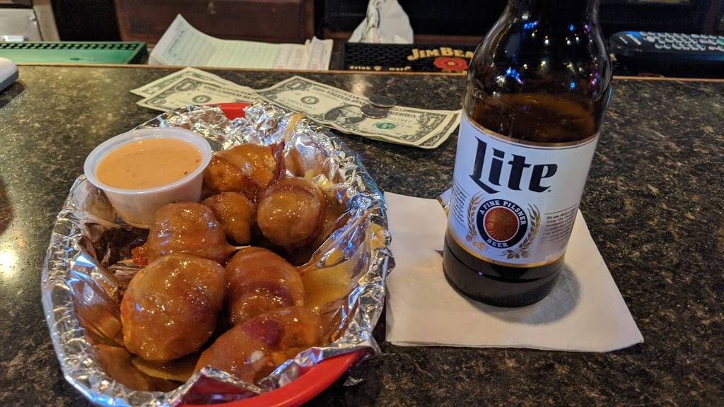 Uptown Pub & Grill | night club | 1510 Junction Ave, Racine, WI 53403, USA | 2624849746 OR +1 262-484-9746