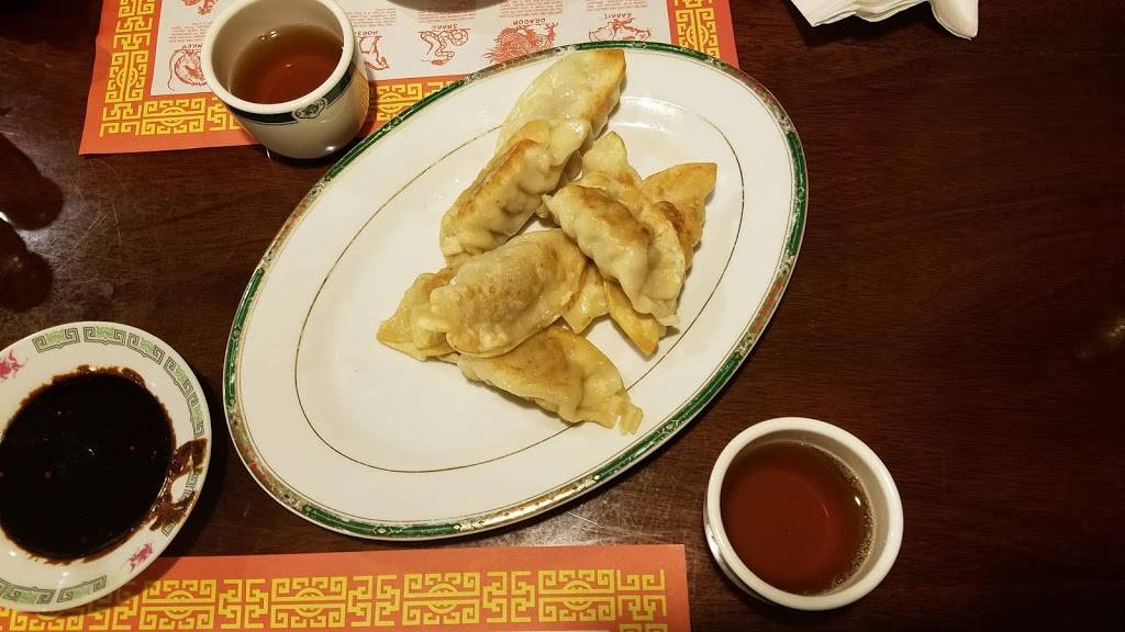 Great Wall Chinese Restaurant | restaurant | 2917 US-12, Silver Creek, WA 98585, USA | 3609858888 OR +1 360-985-8888