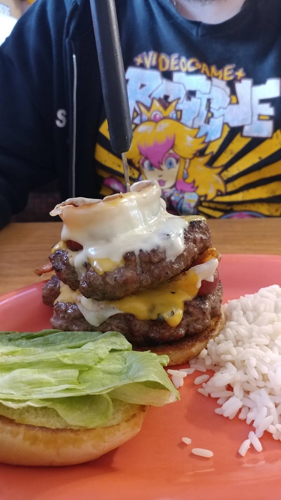 Gammys | restaurant | 1965 Lane Ave S, Jacksonville, FL 32210, USA | 9045032474 OR +1 904-503-2474