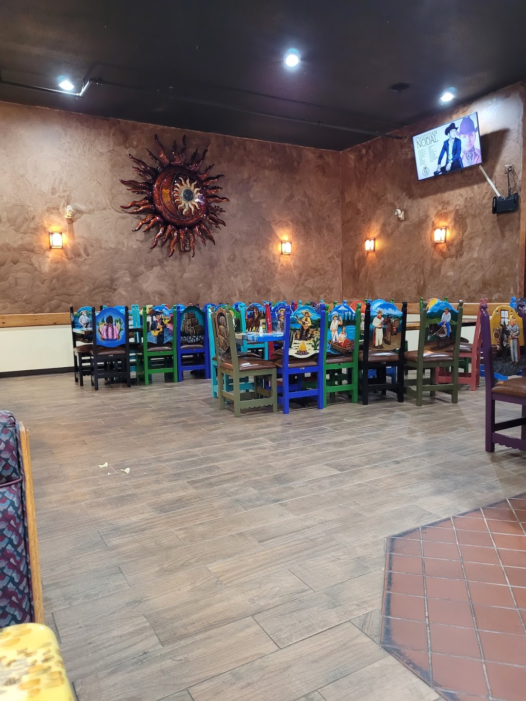 El Tequila Mexican Restaurant Auburn | restaurant | 245 Center St, Auburn, ME 04210, USA | 2072417031 OR +1 207-241-7031