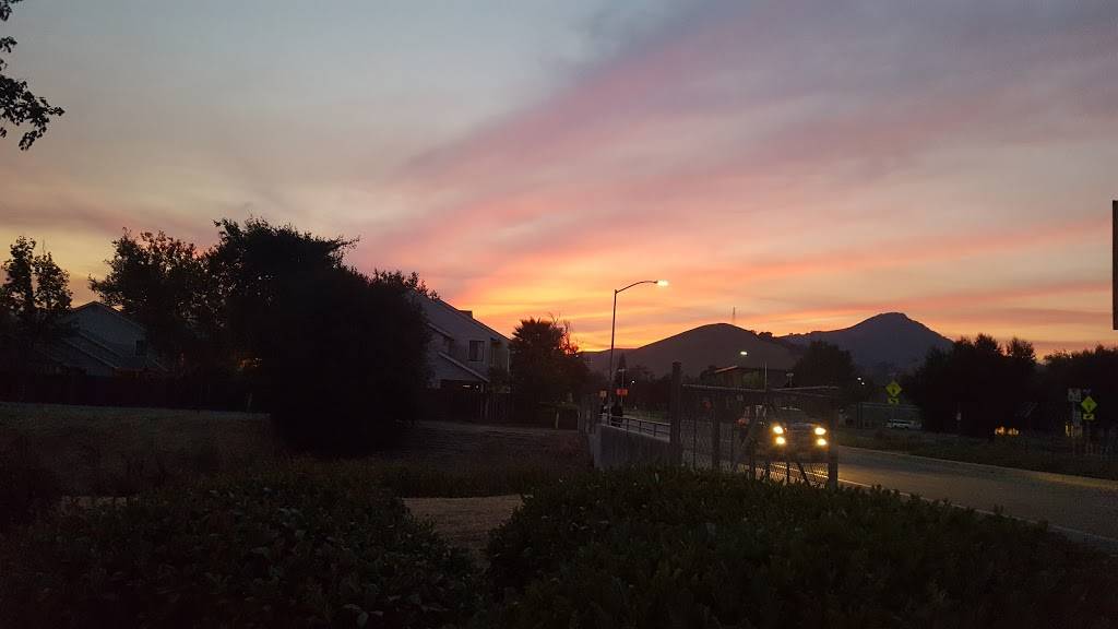 Starbucks | cafe | 251 Vineyard Town Center Way, Morgan Hill, CA 95037, USA | 4087798692 OR +1 408-779-8692