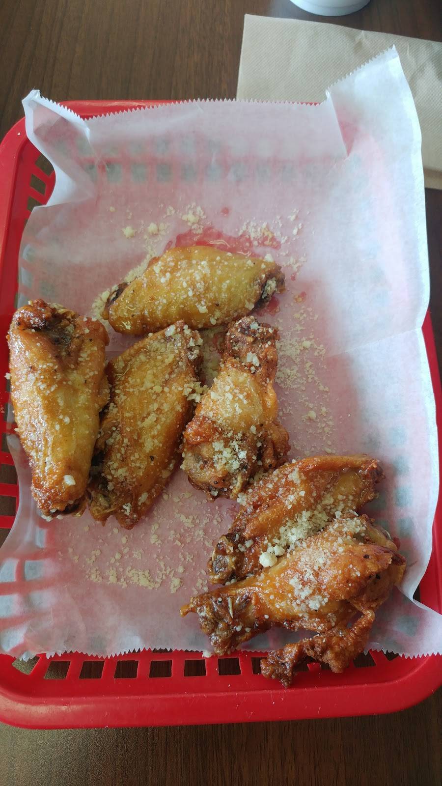 Its A Wing Thing | restaurant | 5839 Forest Hills Rd, Rockford, IL 61114, USA | 8157087157 OR +1 815-708-7157