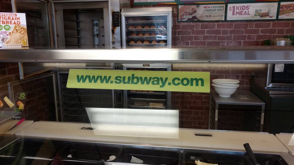 Subway Restaurants | restaurant | Rivergate Executive Park, 907 Rivergate Pkwy Suite E3, Goodlettsville, TN 37072, USA | 6158516305 OR +1 615-851-6305