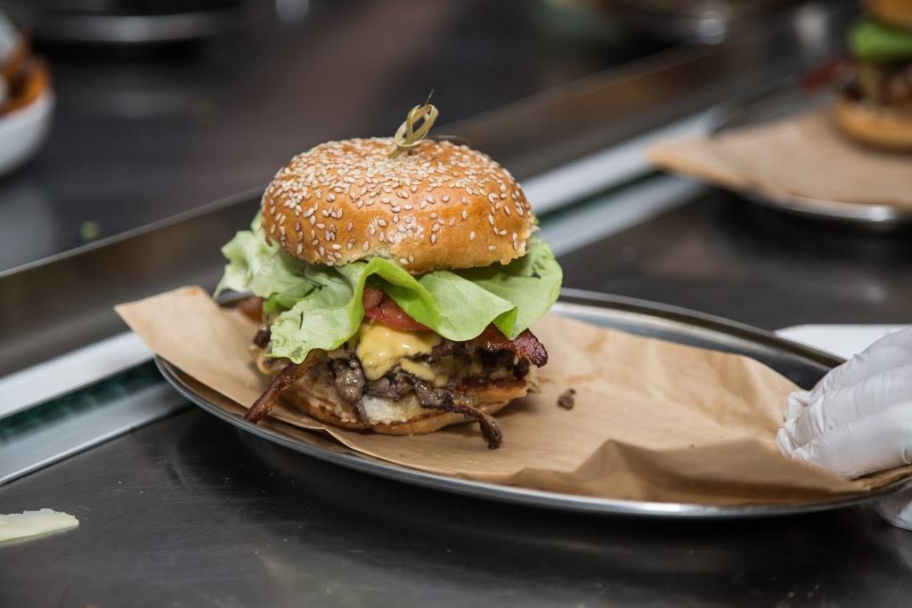 Bocado Burger | restaurant | 2820 Old Milton Pkwy, Alpharetta, GA 30009, USA | 6782485223 OR +1 678-248-5223