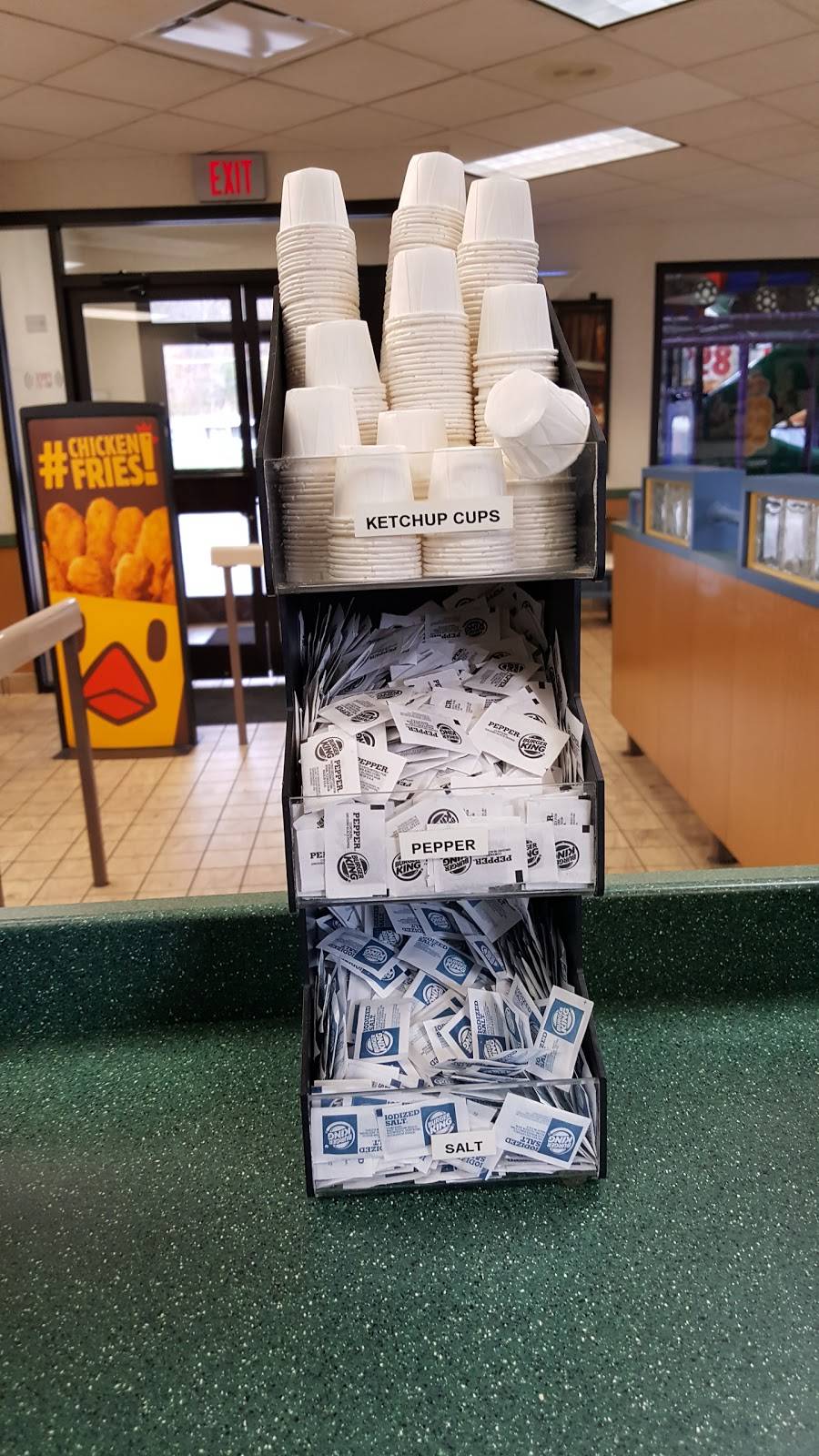 Burger King | restaurant | 15971 US-33, Nelsonville, OH 45764, USA | 7407534374 OR +1 740-753-4374