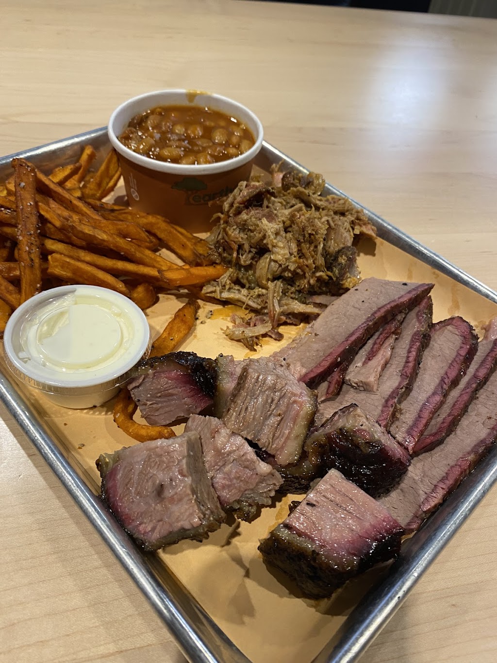 Bombers BBQ Crown Point | restaurant | 35 W 112th Ave, Crown Point, IN 46307, USA | 2196134444 OR +1 219-613-4444