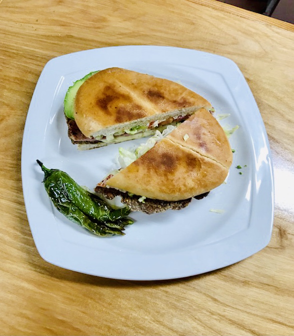 El taco feliz | restaurant | 422 Bandera Rd, San Antonio, TX 78228, USA | 2104550440 OR +1 210-455-0440