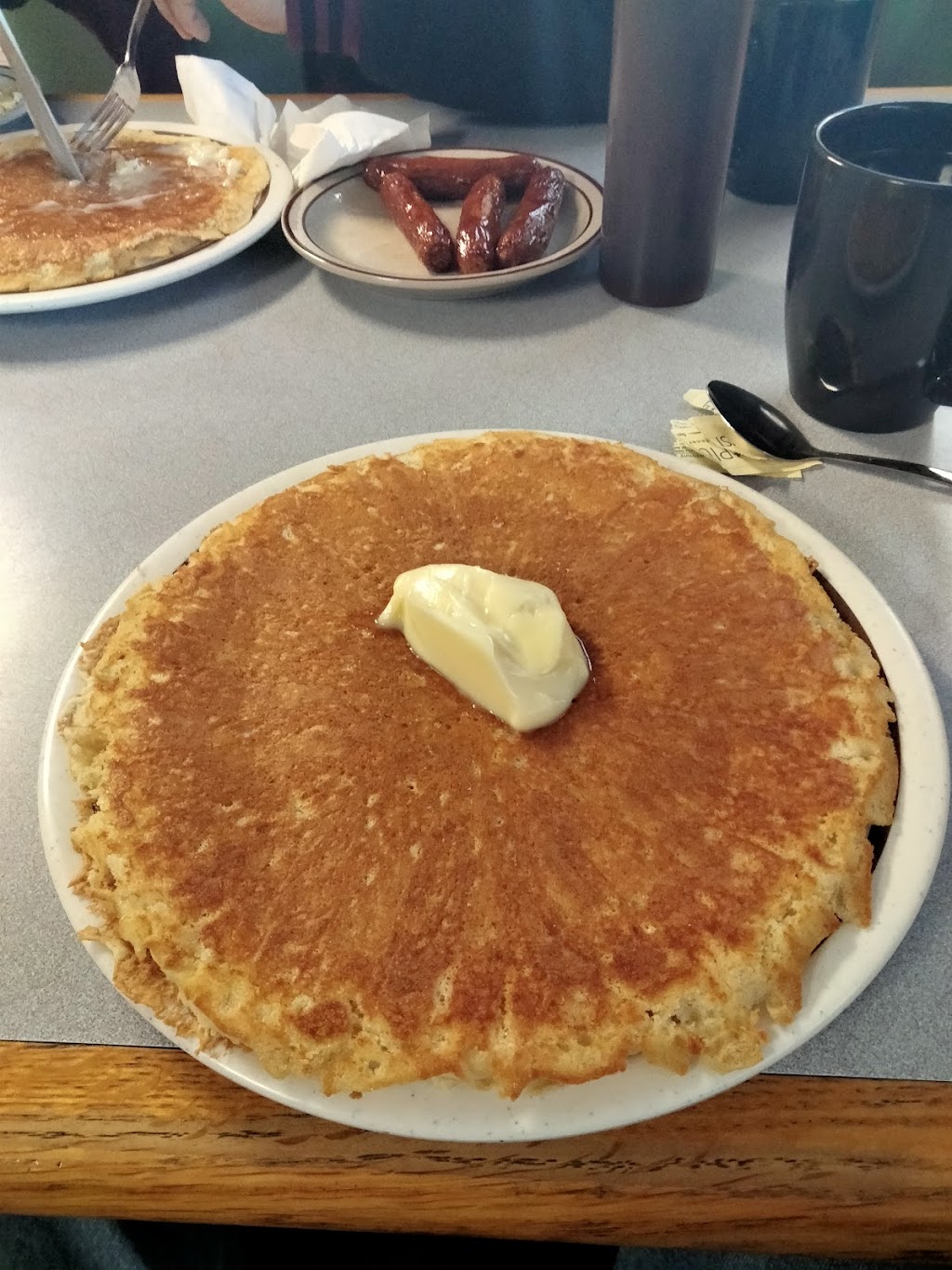 Hi-16 Drive In Restaurant | restaurant | 2951 W Main St, Newcastle, WY 82701, USA | 3077469446 OR +1 307-746-9446