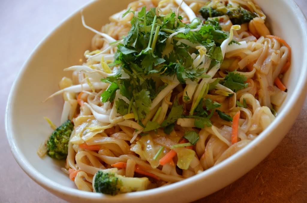 ZMariks Noodle Cafe | restaurant | 19 S Dubuque St, Iowa City, IA 52240, USA | 3193385500 OR +1 319-338-5500