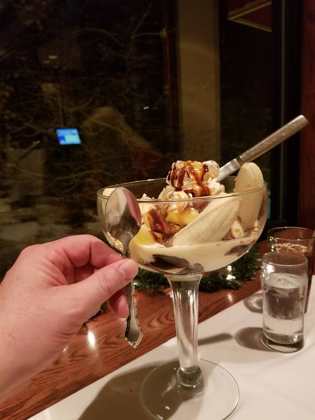 Kaminskis Chop House | restaurant | 1000 Chula Vista Pkwy, Wisconsin Dells, WI 53965, USA | 6082542001 OR +1 608-254-2001