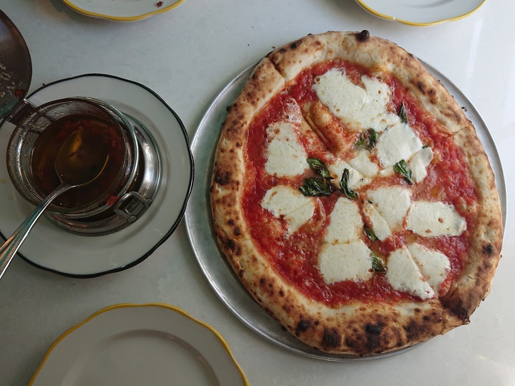 Pizzeria Gemelle | meal takeaway | 2 E Chestnut St, Nantucket, MA 02554, USA | 5089015958 OR +1 508-901-5958