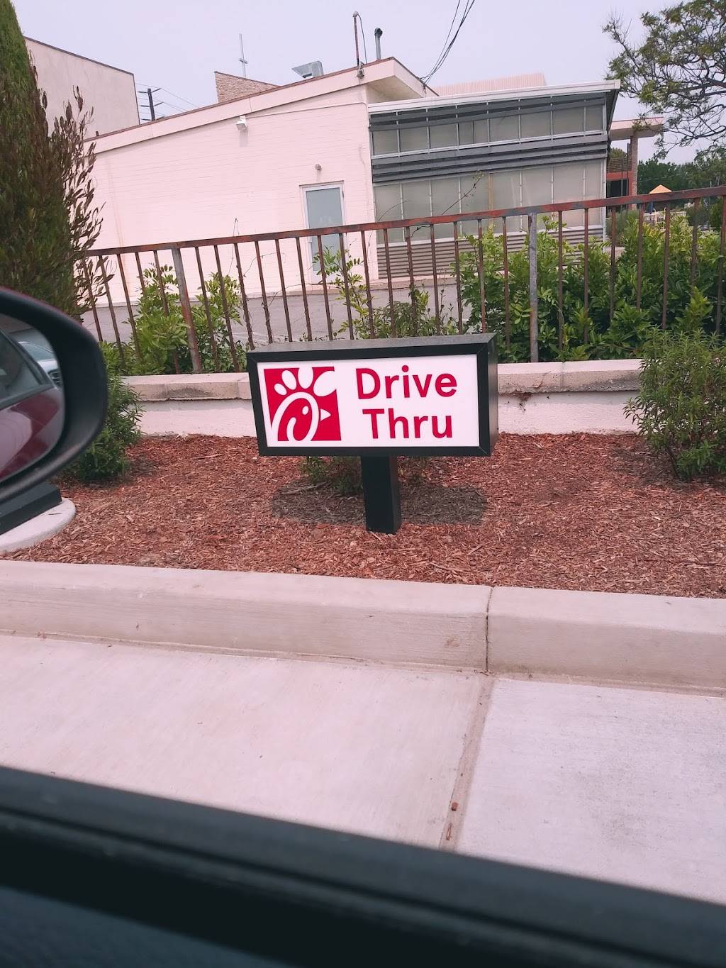 Chick-fil-A Crenshaw & Redondo Beach Blvd | restaurant | 16210 Crenshaw Blvd, Gardena, CA 90249, USA | 3102432910 OR +1 310-243-2910