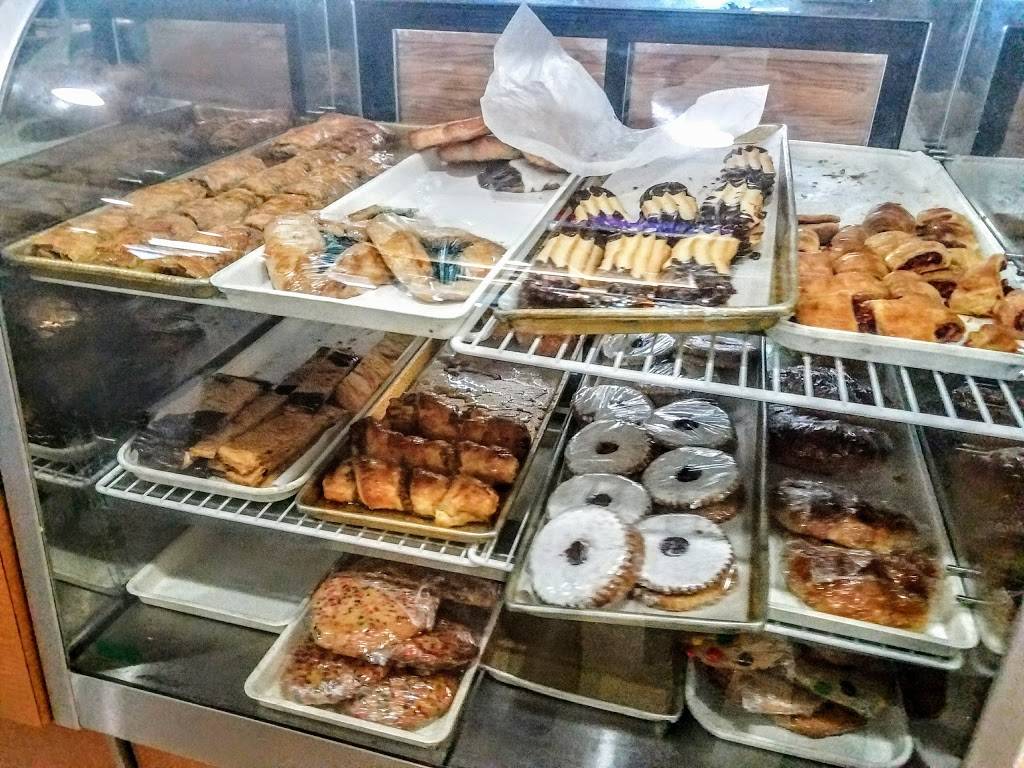 Airmont Diner | restaurant | 210 NY-59, Suffern, NY 10901, USA | 8453680020 OR +1 845-368-0020