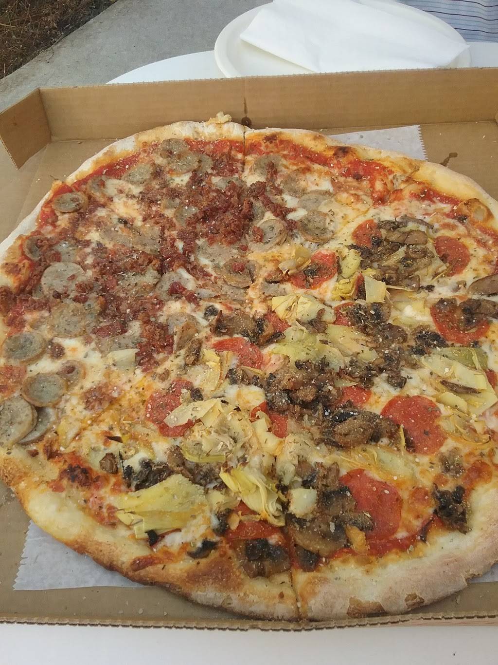 Italian Grill Pizza and Market | restaurant | 4809 Florida A1A #15C, Vero Beach, FL 32963, USA | 7729995550 OR +1 772-999-5550