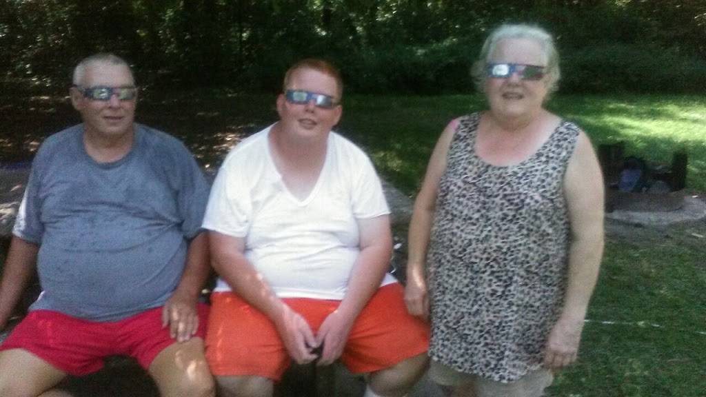 Plaza Restaurant | restaurant | 706 1/2, W Main St, Benton, IL 62812, USA | 6184397050 OR +1 618-439-7050