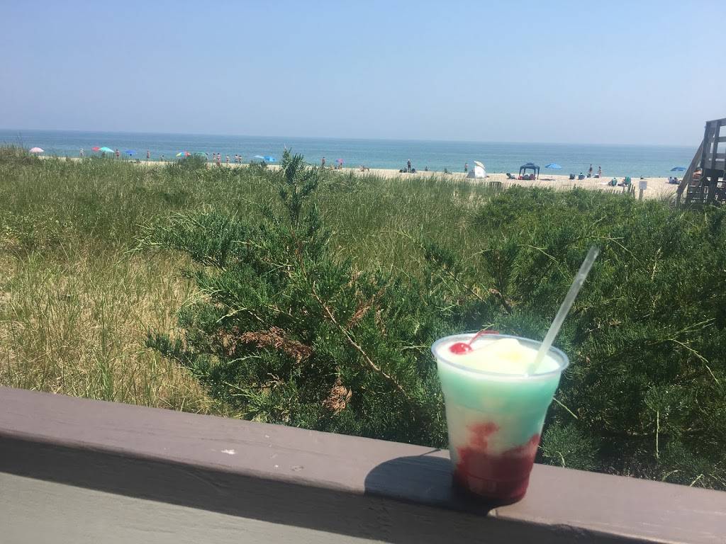 Sand Castle | restaurant | 106 Lewis Walk, Sayville, NY 11782, USA | 6315974174 OR +1 631-597-4174