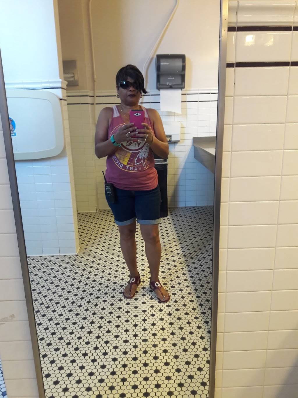 Hong Kong Carryout | meal takeaway | 1506 East Capitol St NE, Washington, DC 20003, USA | 2025465528 OR +1 202-546-5528