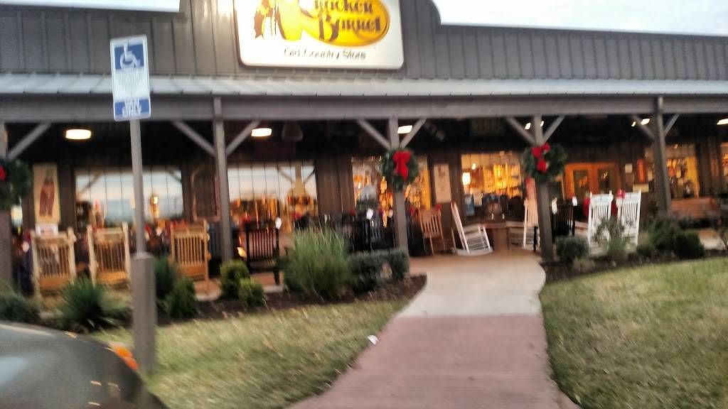 Cracker Barrel Old Country Store | restaurant | 5390 Walden Rd, Beaumont, TX 77705, USA | 4098425420 OR +1 409-842-5420
