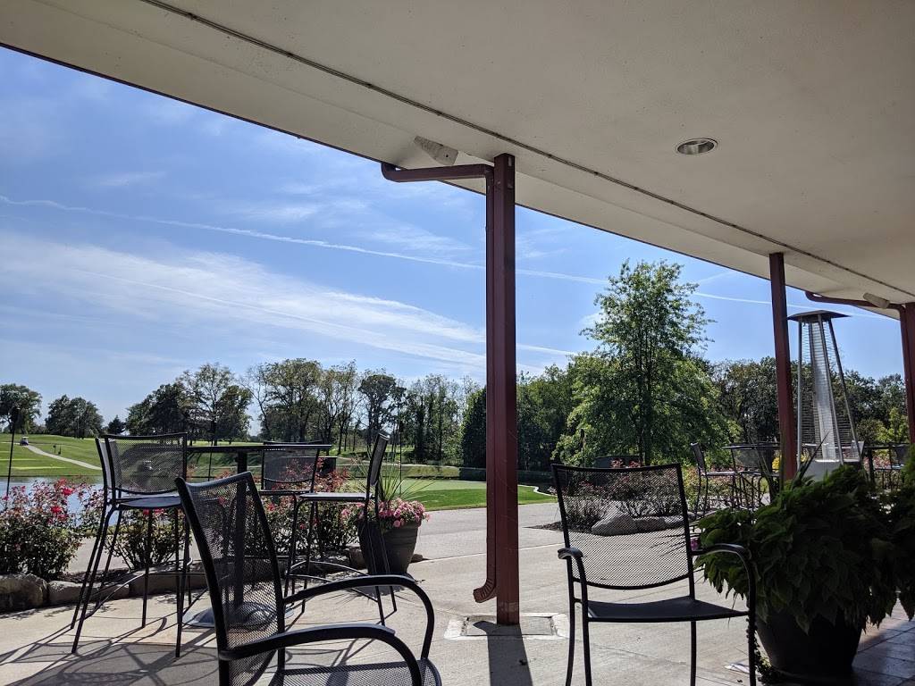 Traditions Restaurant | restaurant | 5 Par Dr, Warrensburg, MO 64093, USA | 6605438694 OR +1 660-543-8694