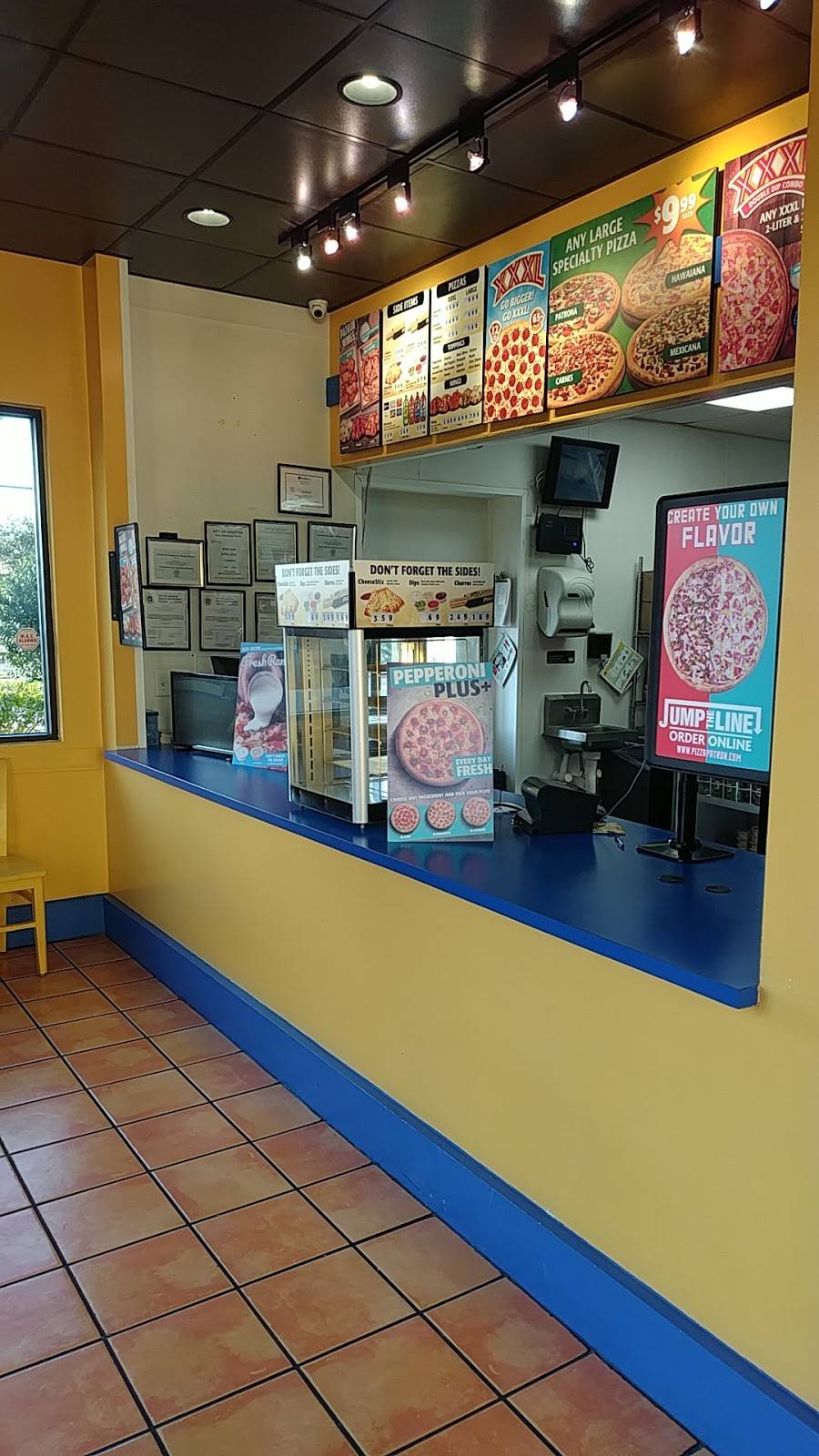 Pizza Patron | meal takeaway | 5800 Bellaire Blvd, Houston, TX 77081, USA | 7132189191 OR +1 713-218-9191