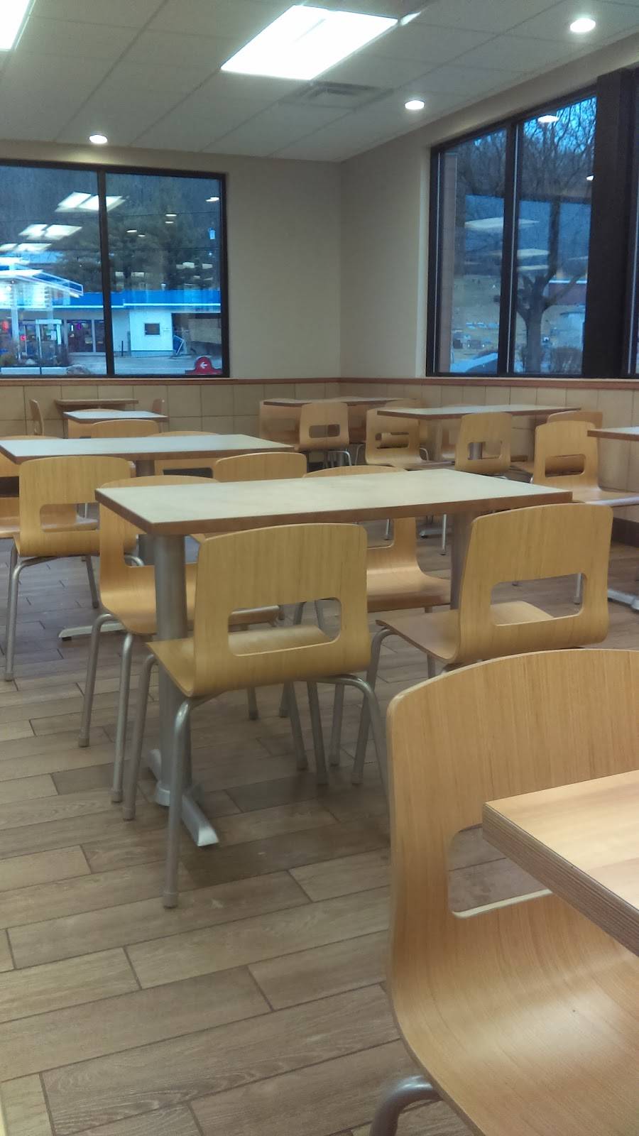 Wendys | restaurant | 6330 OH-128, Miamitown, OH 45041, USA | 5133539355 OR +1 513-353-9355