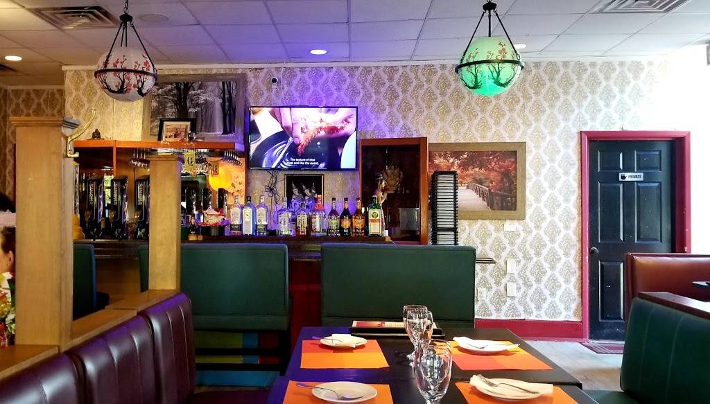 Ti-Ney Bangkok Thai Restaurant | restaurant | 402 N Cedar St, Summerville, SC 29483, USA | 8439708118 OR +1 843-970-8118