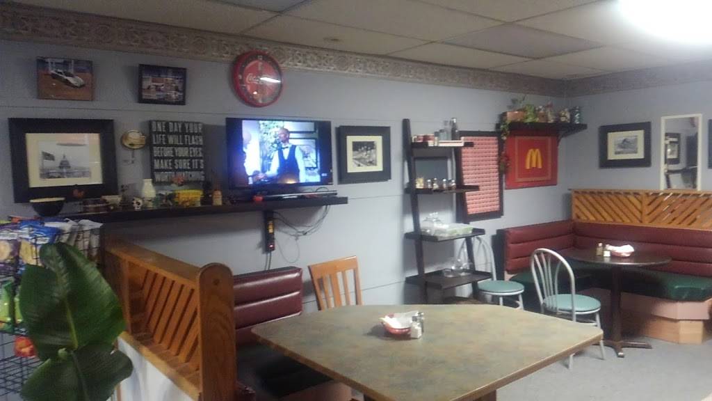 Chumpys | meal takeaway | 245 Desmond St, Sayre, PA 18840, USA | 5708909103 OR +1 570-890-9103