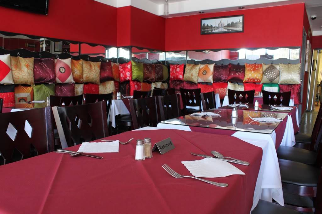 The Indian Kitchen | restaurant | 8165 Santa Monica Blvd, West Hollywood, CA 90046, USA | 3236569000 OR +1 323-656-9000