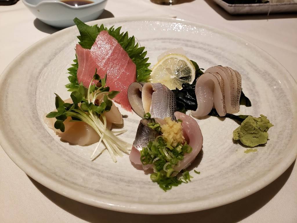 Kisaku Sushi | restaurant | 2101 N 55th St Suite 100, Seattle, WA 98103, USA | 2065459050 OR +1 206-545-9050