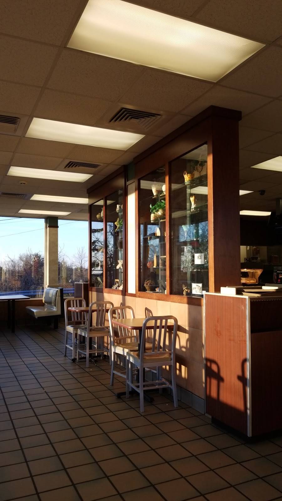 McDonalds | cafe | 11591 Frankstown Rd, Pittsburgh, PA 15235, USA | 4122430325 OR +1 412-243-0325