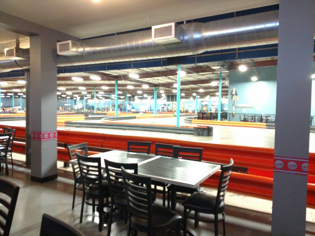 Point Burger Bar Pewaukee | restaurant | W229N1400 Westwood Dr, Waukesha, WI 53186, USA | 2629559192 OR +1 262-955-9192