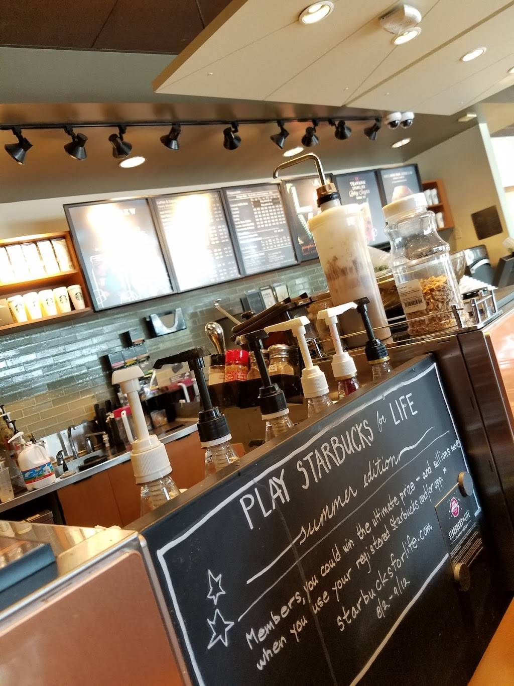 Starbucks | cafe | 2560 McMullen Booth Rd, Clearwater, FL 33761, USA | 7277233289 OR +1 727-723-3289