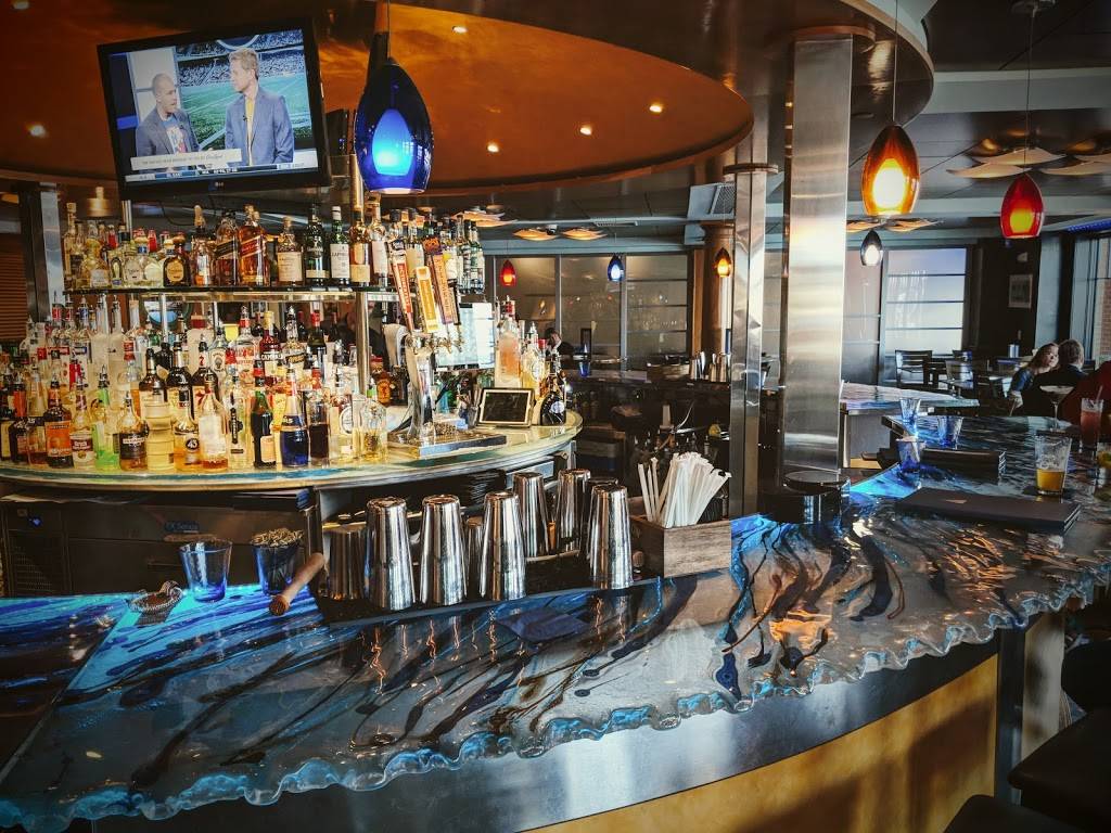 Martingale Wharf | restaurant | 99 Bow St Suite W, Portsmouth, NH 03801, USA | 6034310901 OR +1 603-431-0901