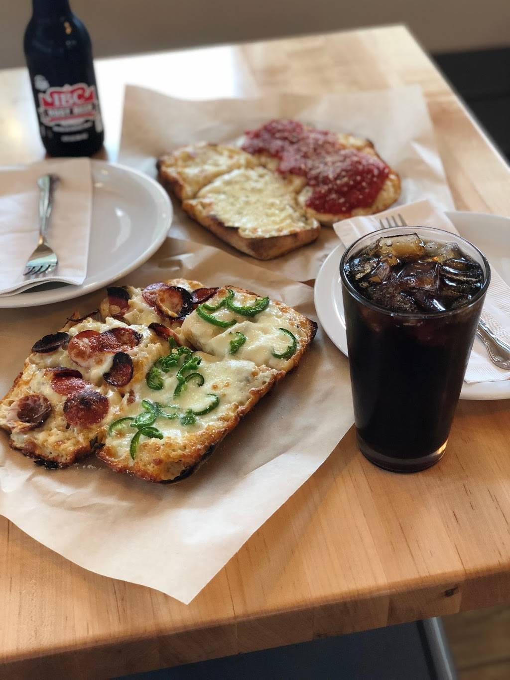 Juicys Pizza | restaurant | 155 Park St, Lakeport, CA 95453, USA | 7074133080 OR +1 707-413-3080