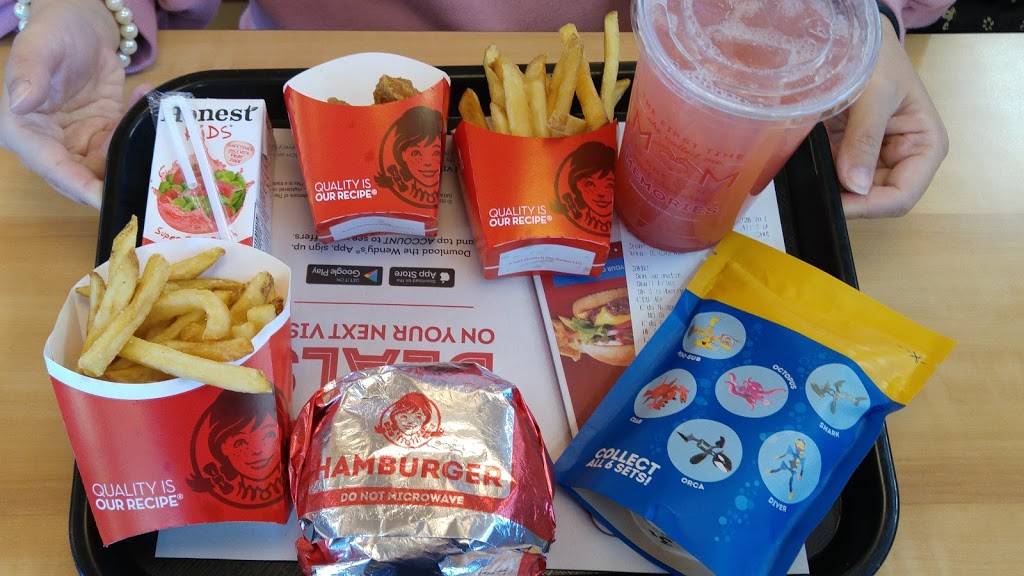 Wendys | restaurant | 4003 Powell Rd, Powell, OH 43065, USA | 6143368780 OR +1 614-336-8780