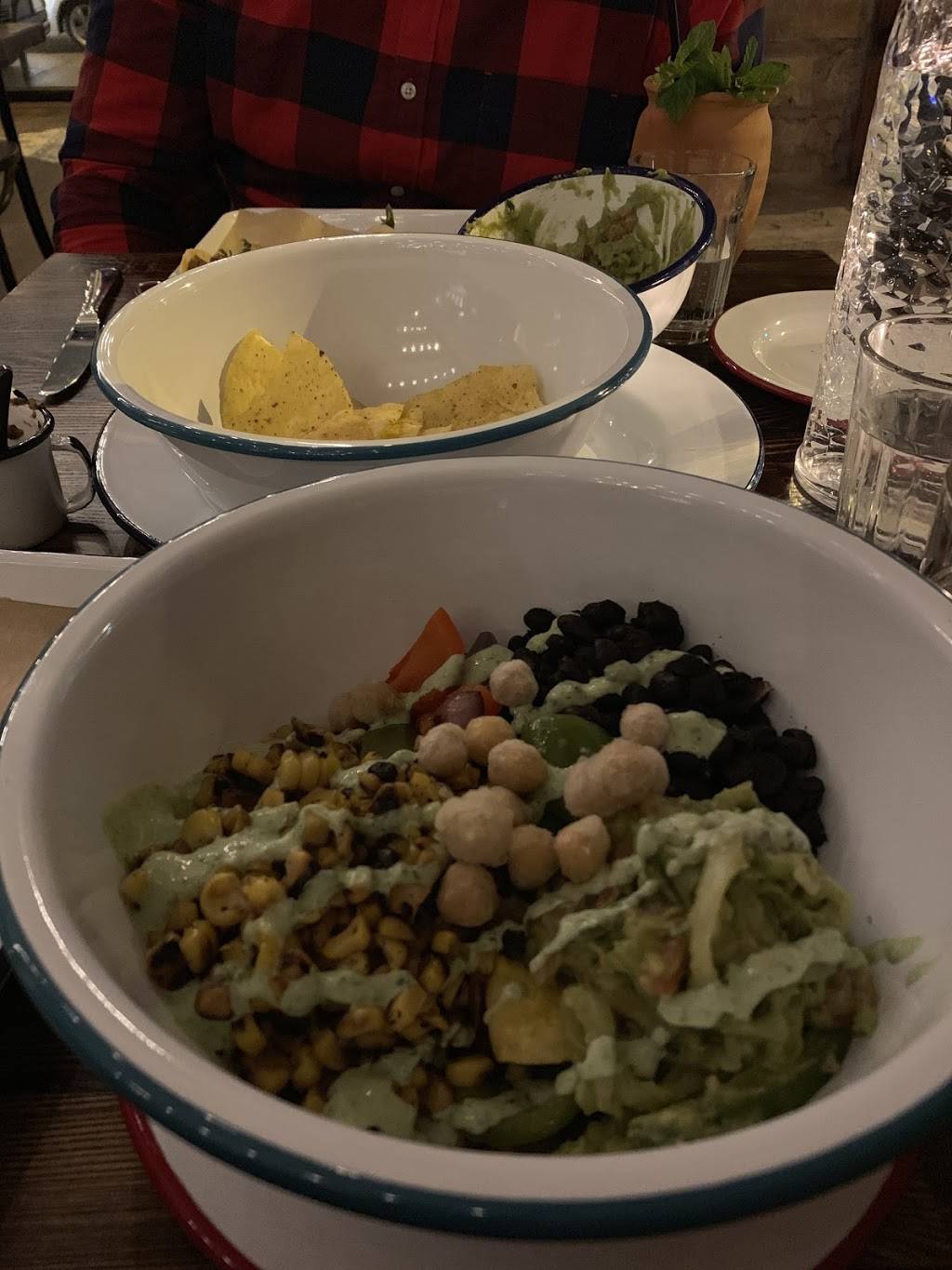 La Luna | restaurant | 1726 S Racine Ave, Chicago, IL 60608, USA | 3128886011 OR +1 312-888-6011