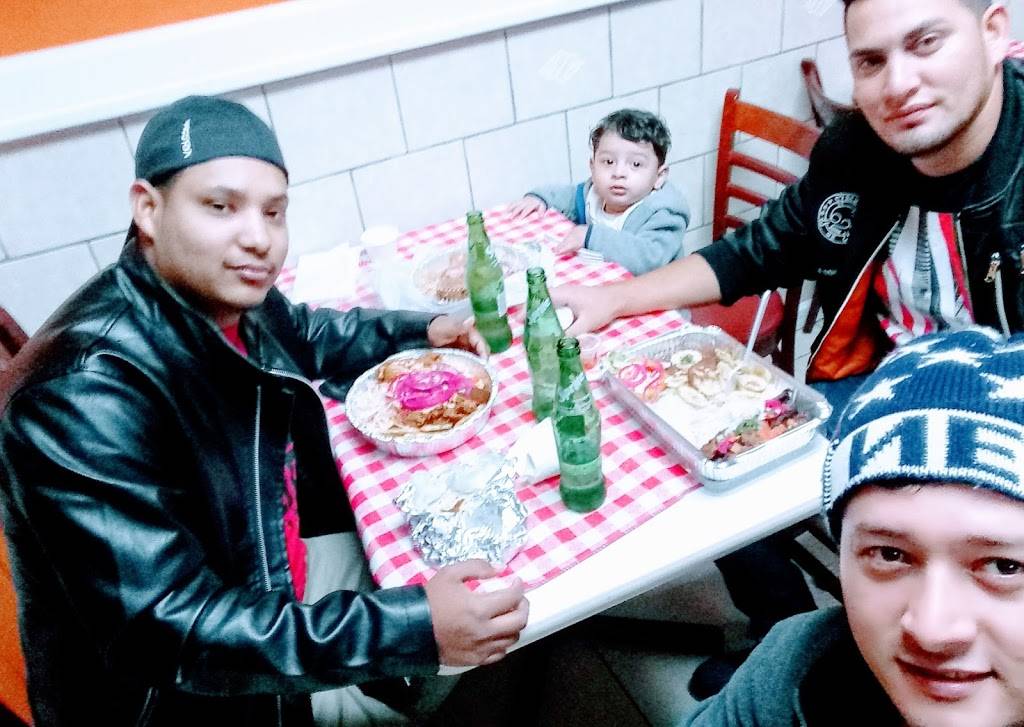 Gloria Honduras Restaurant | bakery | 219 Post Ave, Westbury, NY 11590, USA | 5163381019 OR +1 516-338-1019