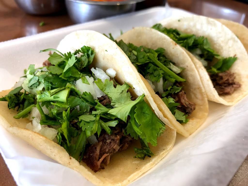 Aztec tacos | restaurant | 77 Montreal Rd, Vanier, ON K1L 6E8, Canada | 6137419998 OR +1 613-741-9998