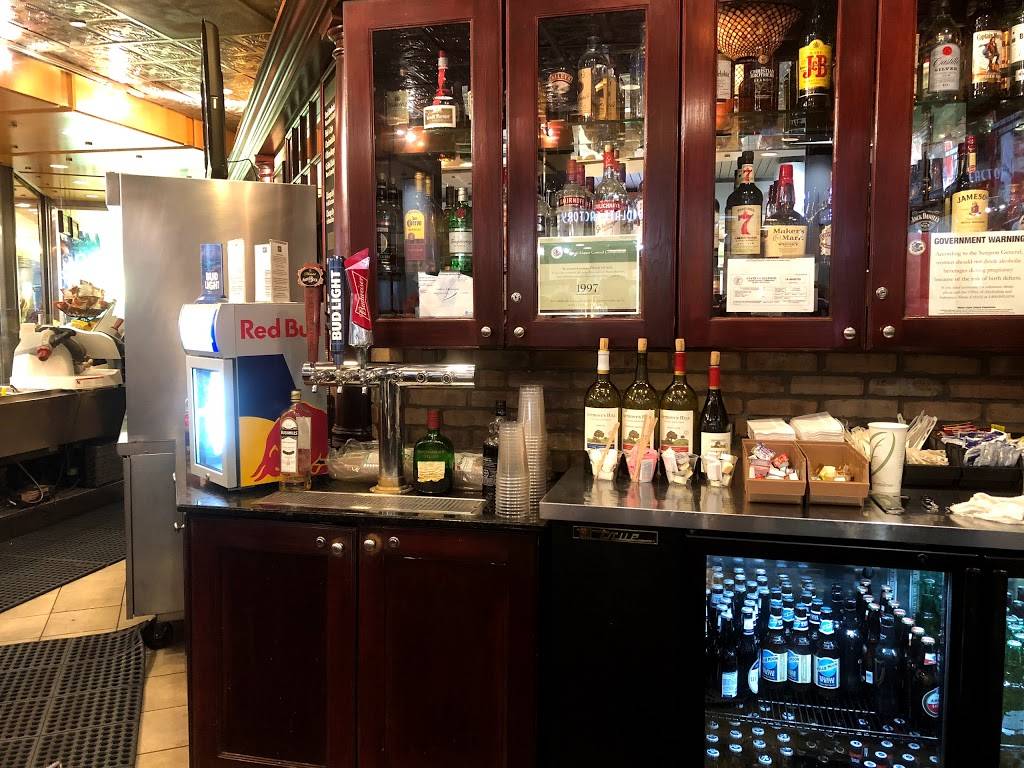 O’Briens Restaurant & Bar | restaurant | 10000 W OHare Ave, Chicago, IL 60666, USA | 7734620700 OR +1 773-462-0700